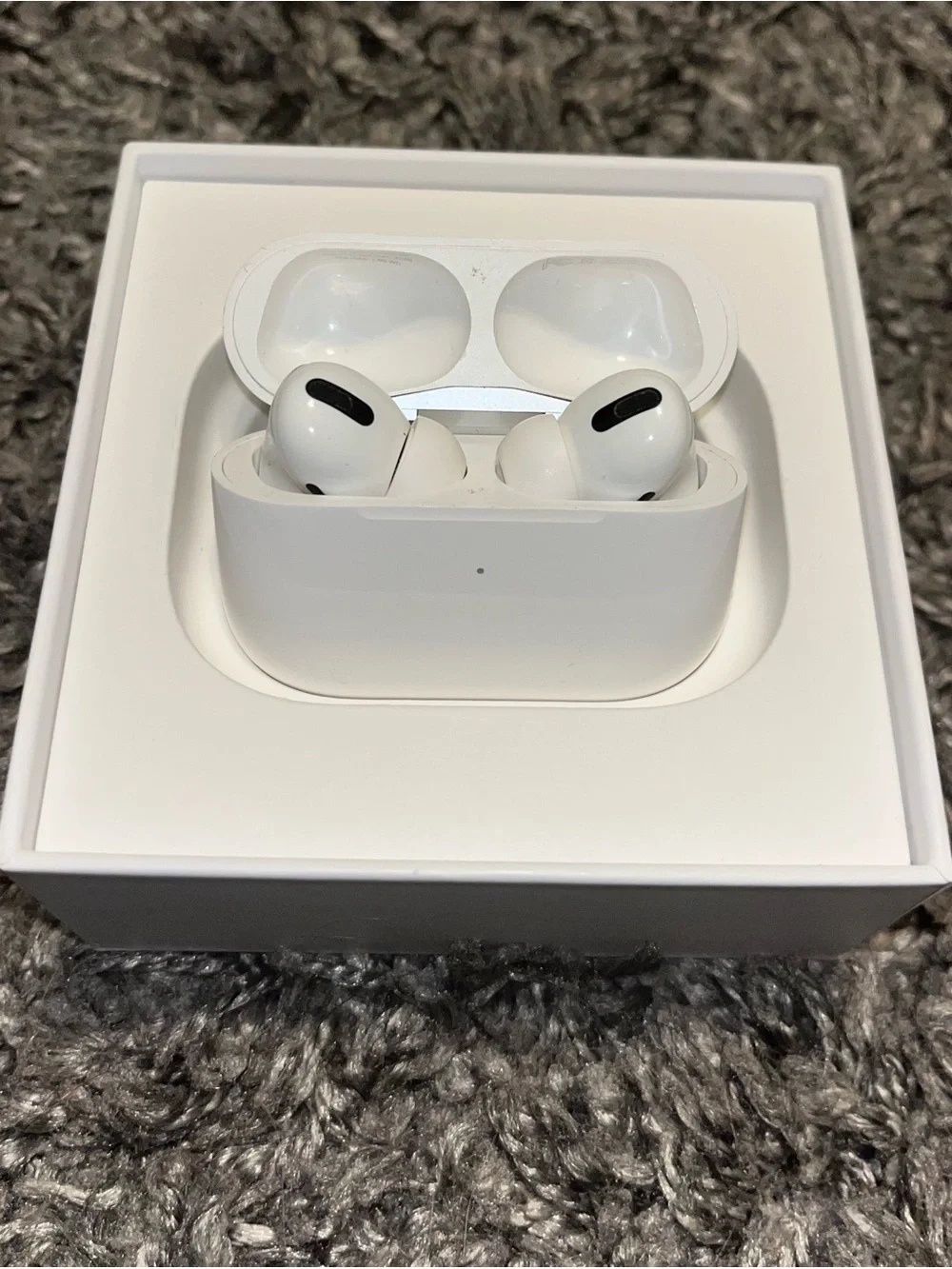 Apple AirPods Pro (White) - Wireless Noise-Cancelling Earbuds